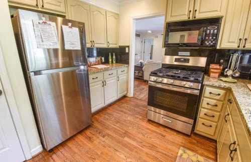 Waterfront Home with Spacious Outdoor Deck Boat Slip - Foto 19