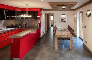 Les Ecureuils -Rénové 100m2 - 8per - Skis aux Pieds - Vue sur la Montagne - Foto 10