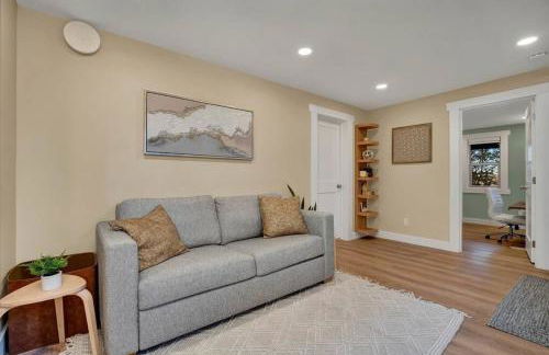 Westlake Nest Minutes to DT Quiet & Renovated - Foto 7