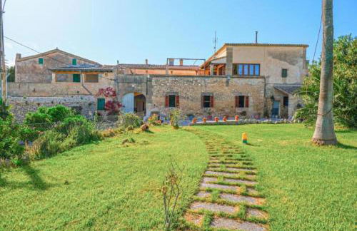 Son Costa, villa típica mallorquina con piscina - Photo 47