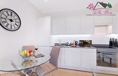 LillyRose Serviced Apartments - St Albans City Centre, Parking - Photo 33