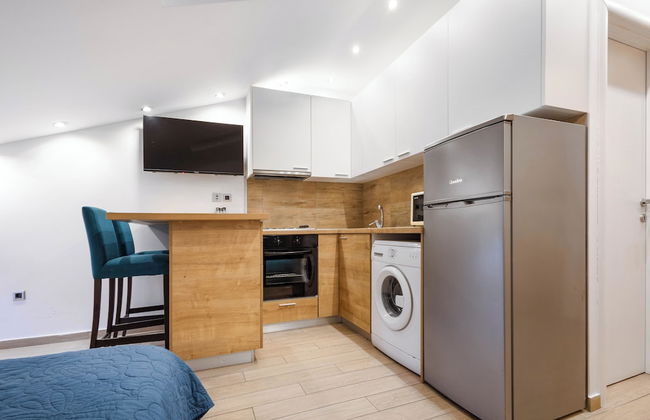 Apartments Pomerio Rijeka - Photo 10