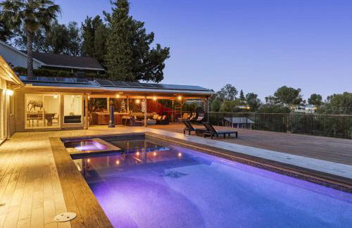 Middlebury Heights with Pool - Foto 49