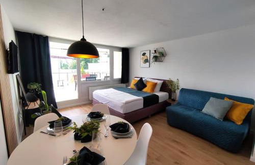 Sauna, Pools mit XXL-Terasse oder Kinderkino - Foto 1