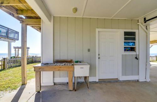 Oceanfront Home with Deck and Views in Galveston! - Foto 33