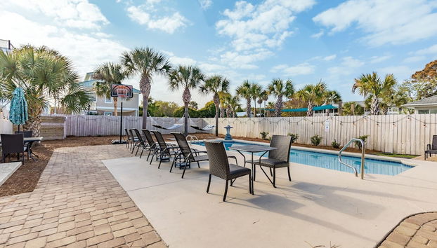 Destin Dolphin by Avantstay 2 Mins Walk To Beach w Pool Large Outdoor Entertaining Area - Foto 3, Habitación