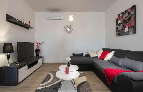 Amazing Home In Pula With Kitchen - Foto 23