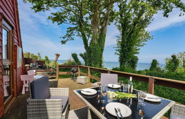 The Lookout, Sunny Beach Retreat, Sleeps 5 Guests - Photo 23