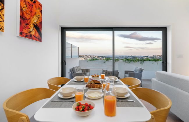 C314 Riverside View Premium Apartment w/ AC & Terrace - Foto 20