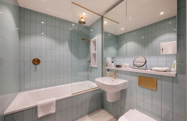 Stylish City Flat With Private Balcony - Foto 24