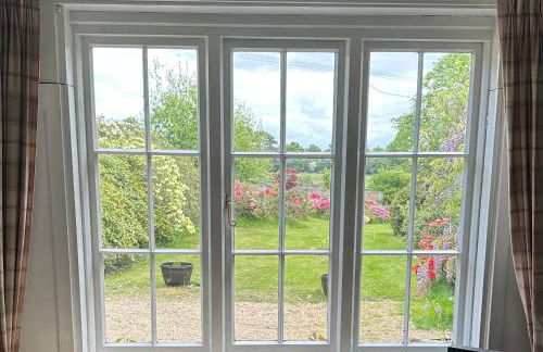 Market Garden Cottage, Sleeps 6, 2 x King Size, 2 x Singles - Foto 7