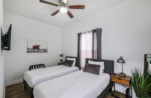Paschall Heights Home Sleeps 6 King Suite - Foto 12