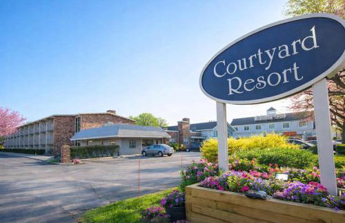 Courtyard Resort - Photo 13