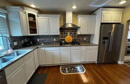 Spacious Country Club Golf Course Retreat - Foto 43