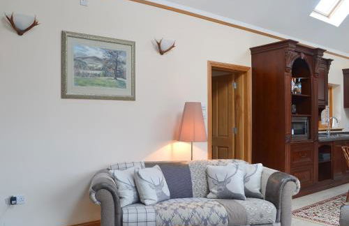 Turin Nurin Cottage - Photo 3