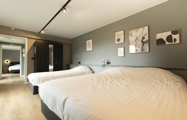 Luxury Villa With an Incredible Private Pool, Close to Maastricht and Liège - Photo 6