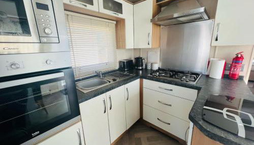 4 Sandringham, Patrington Haven, Hot Tub, Private garden & Parking - Foto 5, stove