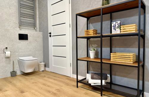 MODERN VILLA & PRIVATE GARDEN in Warsaw - Fully Renovated 2025 - Foto 22