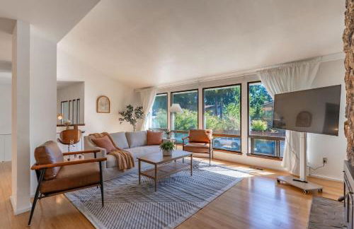 5BR Gem Walk to Microsoft and Near Redmond DT - Foto 1