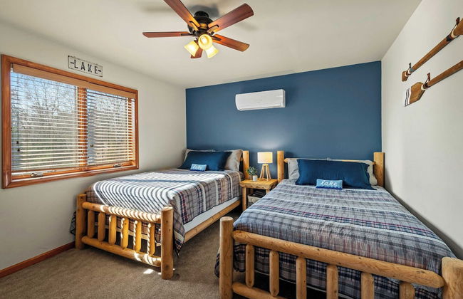 Lake View Chalet by Avantstay Lake Access + Deck - Foto 22