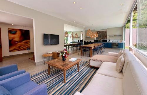 Casa 10 Floresta Boa Vista - Piscina Privativa, Adega e Conforto em 4 suítes - Photo 7