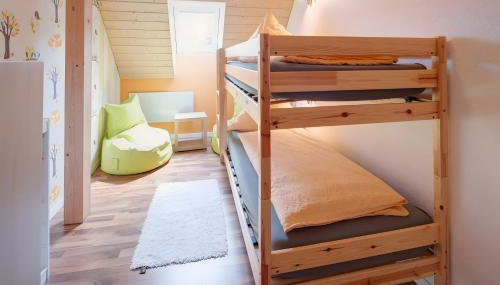 Hof in L i e b e s d o r f - Akelei - Foto 4