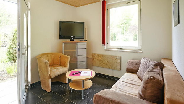 Holiday Hoome in Parchim With Terrace - Foto 5, Sala de estar