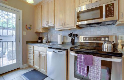 Sojourn Only 8 Blocks to Capitol and Private Patios - Foto 16