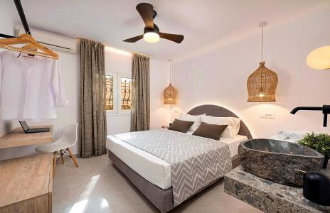 Villa Remezzo Heated Pool, Beach Side - Photo 23