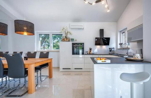 Cozy Home In Cambarelici - Foto 3