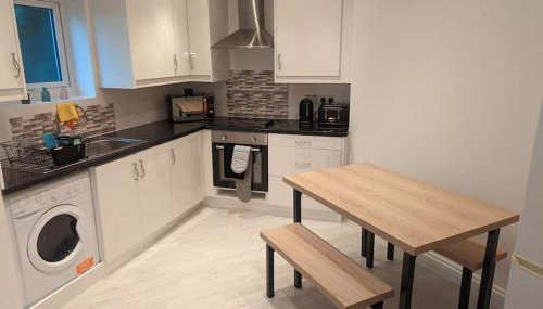 Flat with great transport links - Photo 4, stove, pet friendly, toaster, minibar