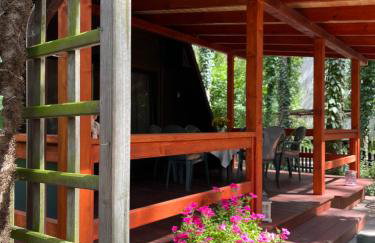 Domek pod świerkami 2 - Foto 1