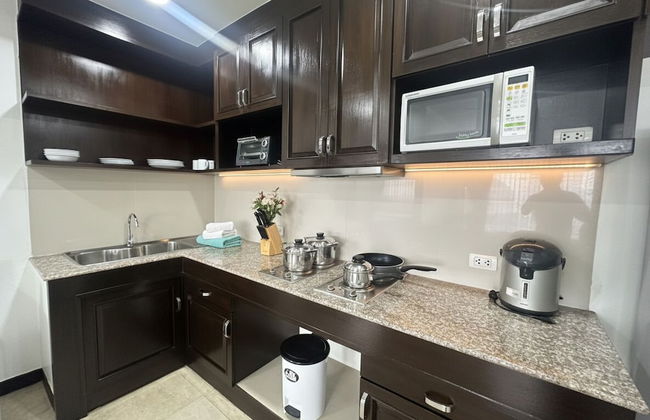 J - Town Serviced Apartments - Photo 7