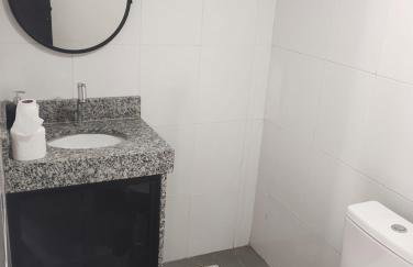 Aconchegante pé na lagoa - Foto 34