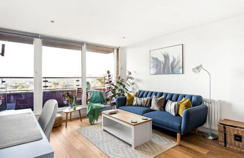 Charming Stay with a Balcony in Bow - Pass the Keys - Photo 14