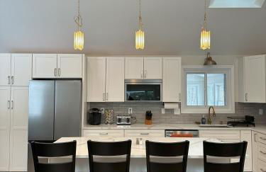 Your Home Away From Home - Photo 2