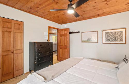 Cozy Cabin in Heber with a deck, fireplace and pet friendly - Foto 15