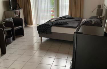 Studio-Apartment mit Balkon in Plau am See fußläufig zum Strand und zur Altstadt - Foto 1