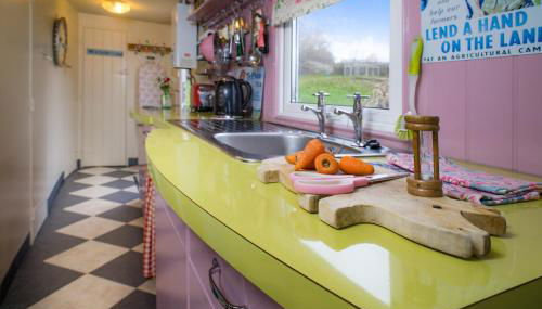 The Glamavan - Photo 1