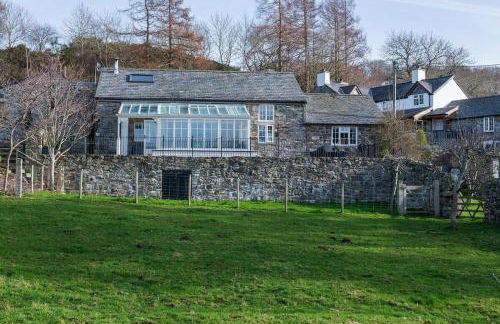 PLAS IWRWG GRANARY - Stunning Barn Conversion based in North Wales - Photo 6