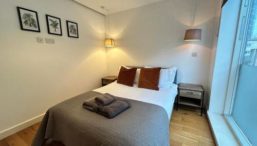 Modern 2BR East London Flat with Balcony near the tube - Foto 5