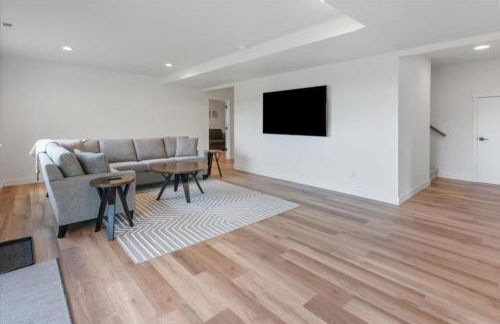 *NEW* Canyon View Dream Retreat + Views +Anchorage - Photo 31