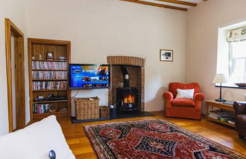 Converted Buttery Cottage in Pembrokeshire - Photo 22