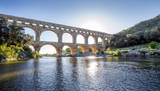 Panoramica dell'acquedotto Pont du Gard