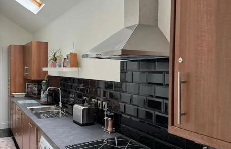 Harringtons - Photo 10