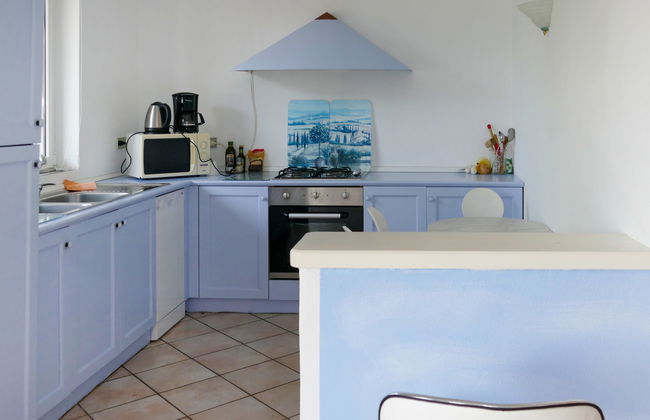 4 bedroom Apartment in Diano Castello with swimming pool and garden - Photo 9