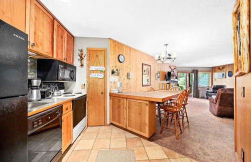 North Shore Vista Views Ski in Ski out Hot Tub - Foto 2