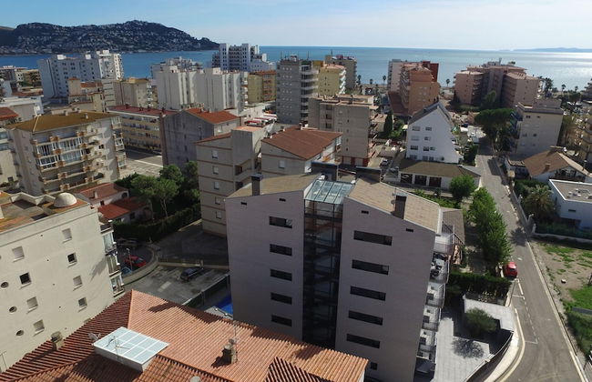 InmoSantos Apartaments Nuria - Foto 9