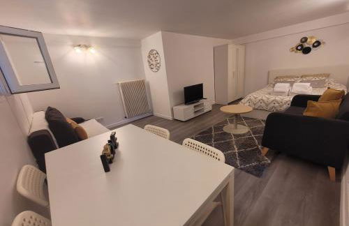 Proche Aéroport Orly - Métro 14 - Foto 2