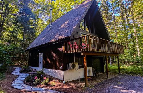 Nine Sides Lodge- Cozy A-Frame makes base camp for ADK Adventures - Foto 20